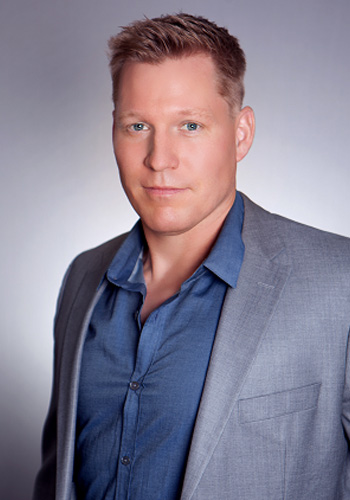 team headshots_peter torsion